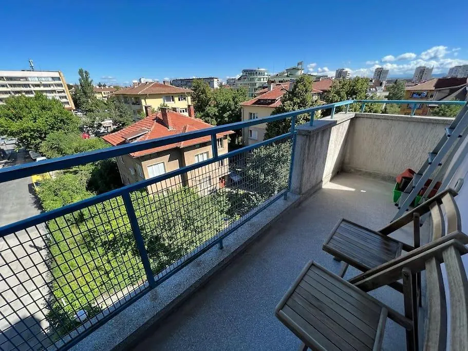 公寓 Lovely Spacious 3Br Just Outside Of City Centre 索菲亞
