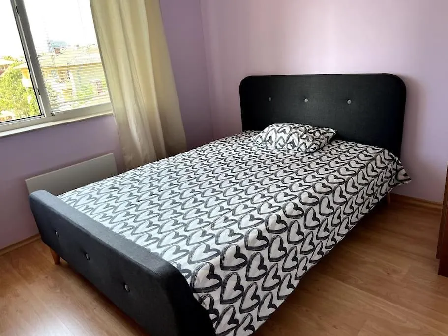 Lovely Spacious 3Br Just Outside Of City Centre 索菲亞